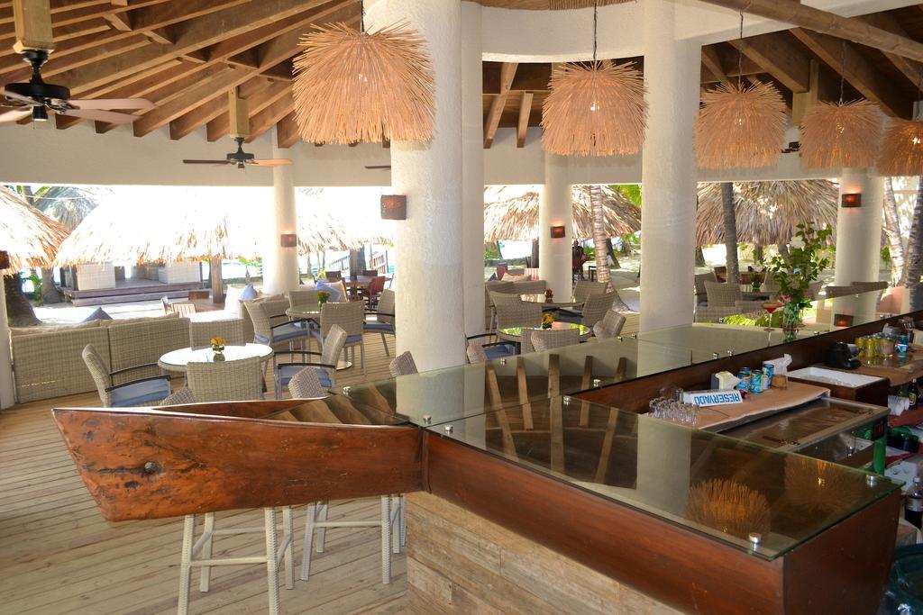 Mayan Princess Beach & Dive Resort West Bay Exterior photo