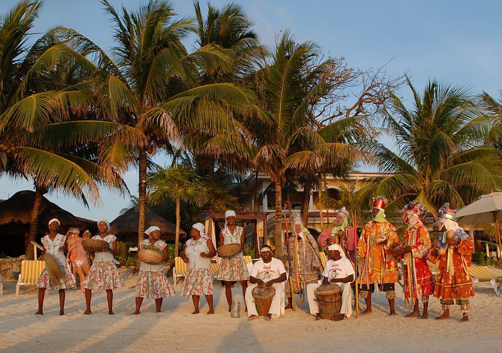 Mayan Princess Beach & Dive Resort West Bay Exterior photo