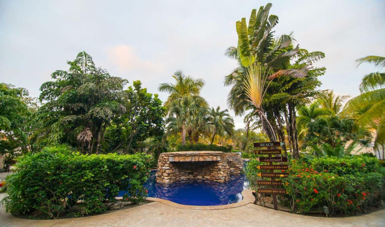 Mayan Princess Beach & Dive Resort West Bay Exterior photo