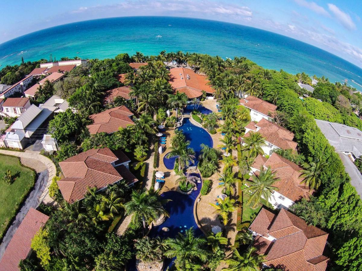 Mayan Princess Beach & Dive Resort West Bay Exterior photo